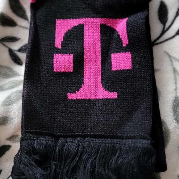 Tmobile Bag Set - Picture 7 of 14